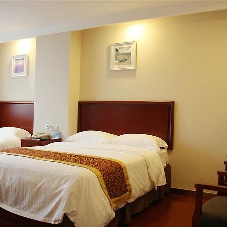 Greentree Alliance Guangxi Hezhou Babu District Lingfeng Square Hotel Exterior foto