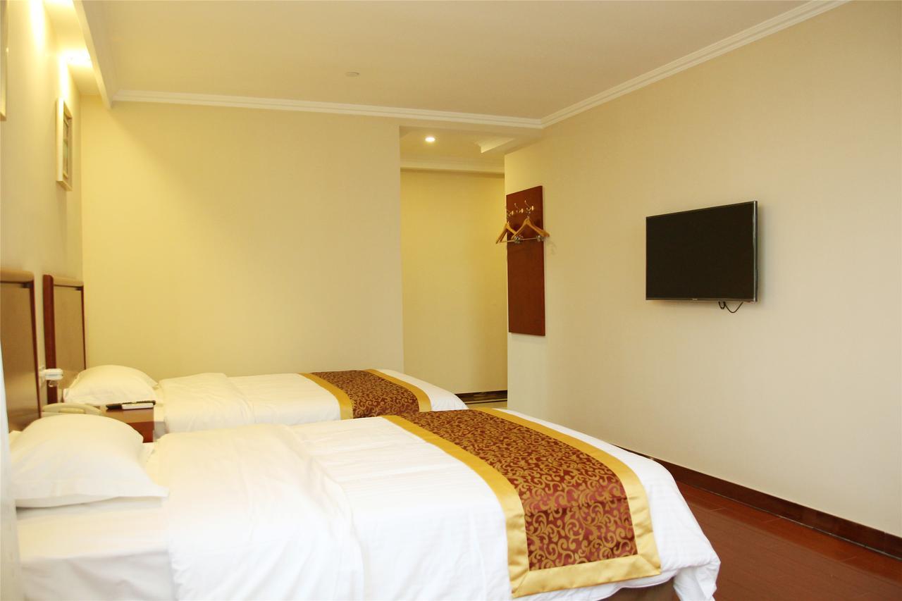 Greentree Alliance Guangxi Hezhou Babu District Lingfeng Square Hotel Exterior foto