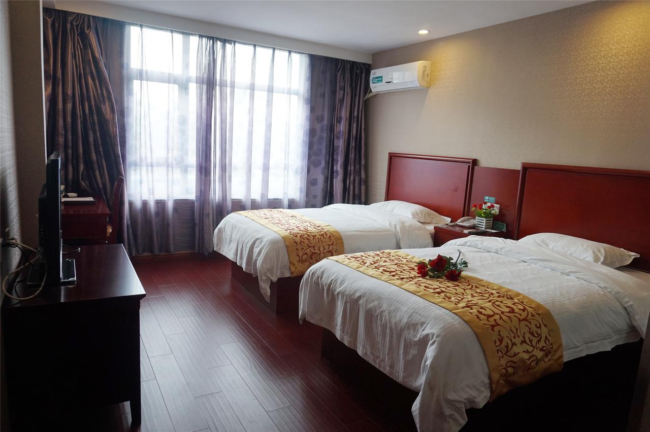 Greentree Alliance Guangxi Hezhou Babu District Lingfeng Square Hotel Exterior foto
